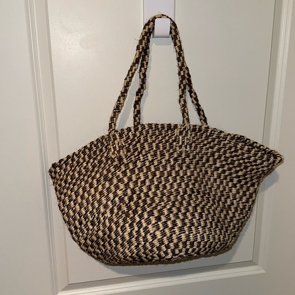 Abby Alley Handbags - Abby Alley Sisal Market Tote in Mocha Checkerboard